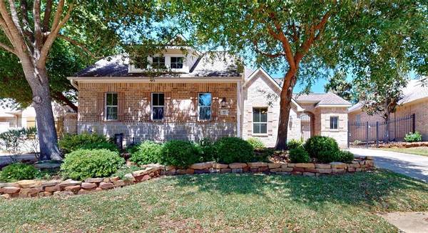 46 Galway PL, The Woodlands, TX 77382