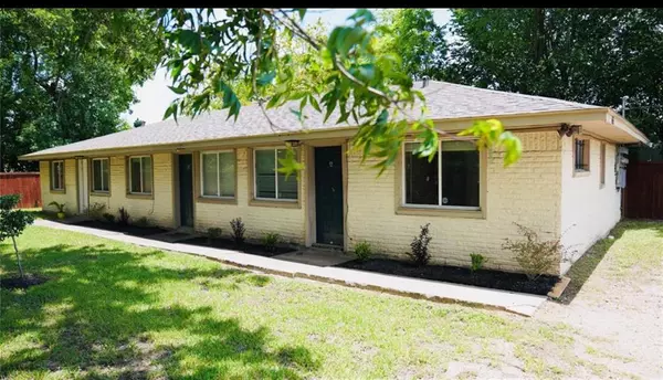 4633 Briscoe, Houston, TX 77051