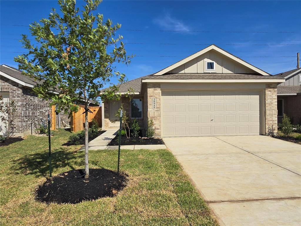 1619 Winwood DR, Conroe, TX 77303