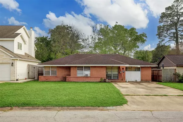 1039 W 31st ST, Houston, TX 77018