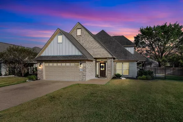 1742 Creekside CIR,  College Station,  TX 77845