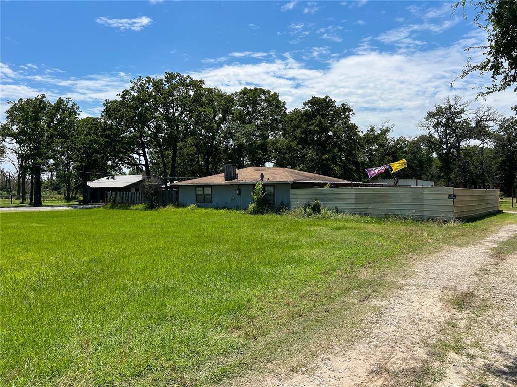 2406 W US Highway 79, Buffalo, TX 75831
