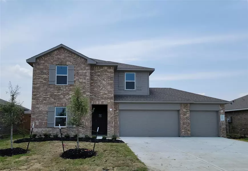 1004 Llano TRL, Dayton, TX 77535