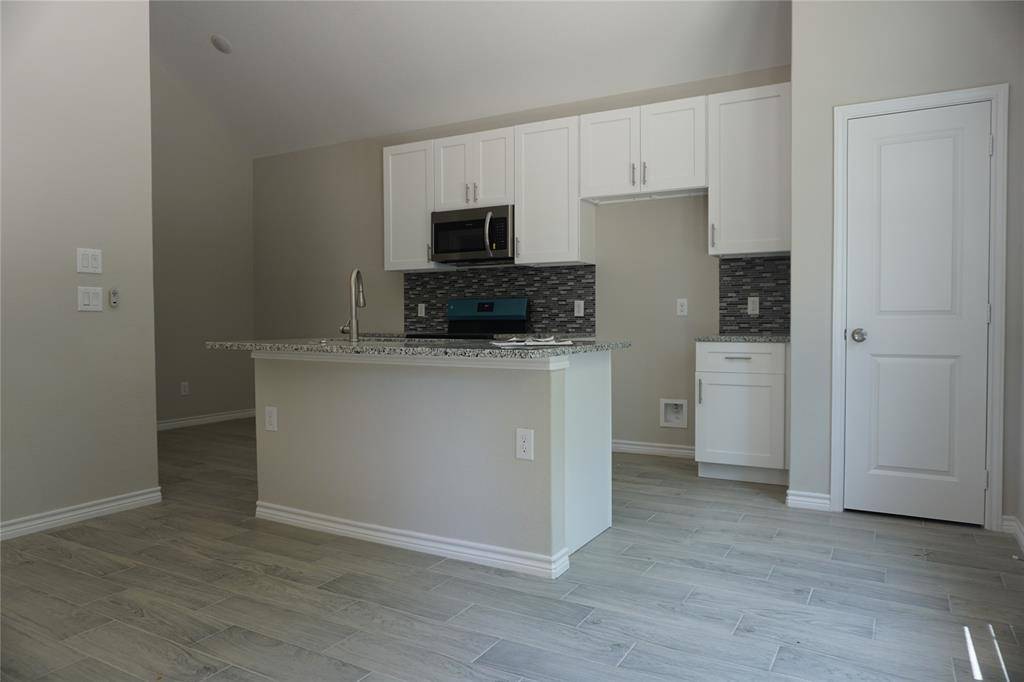 Willis, TX 77318,9585 Darkwood ST