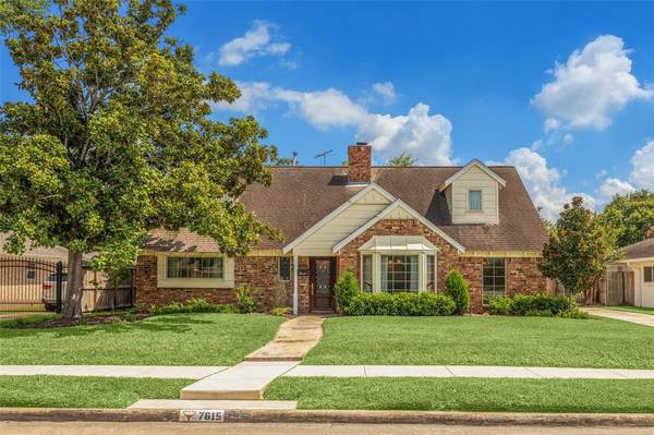 7615 Pagewood LN, Houston, TX 77063