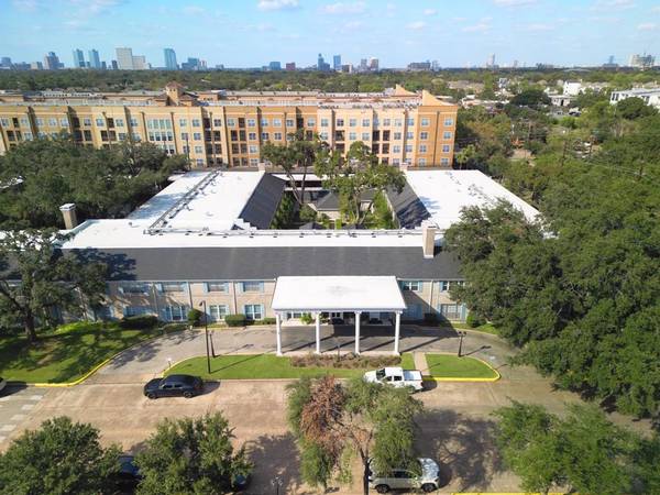 2600 Bellefontaine ST #B25, Houston, TX 77025