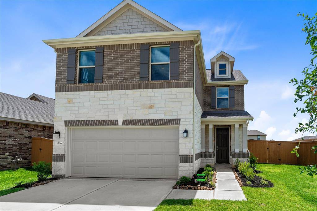 2836 Shimmer Edge DR, Katy, TX 77493