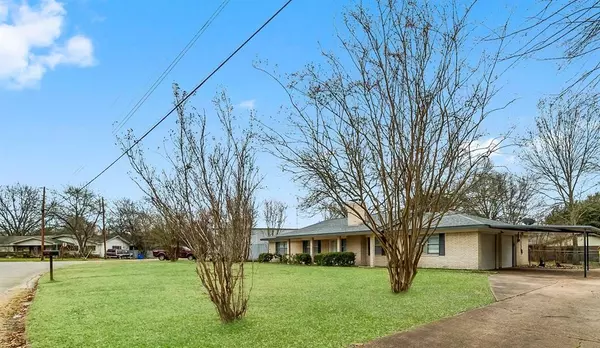 Crockett, TX 75835,607 Frye ST