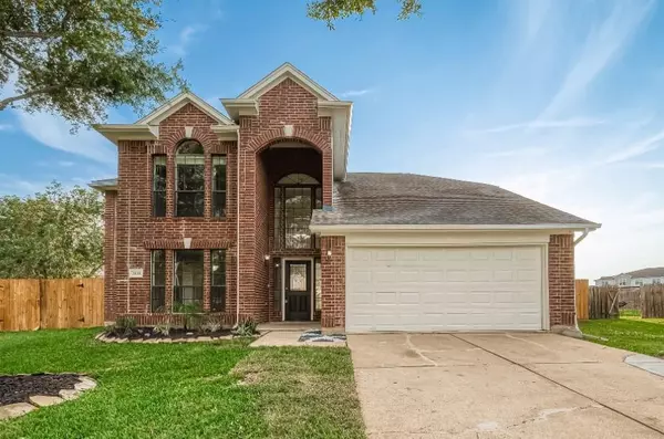 3535 Running Tide, Friendswood, TX 77546