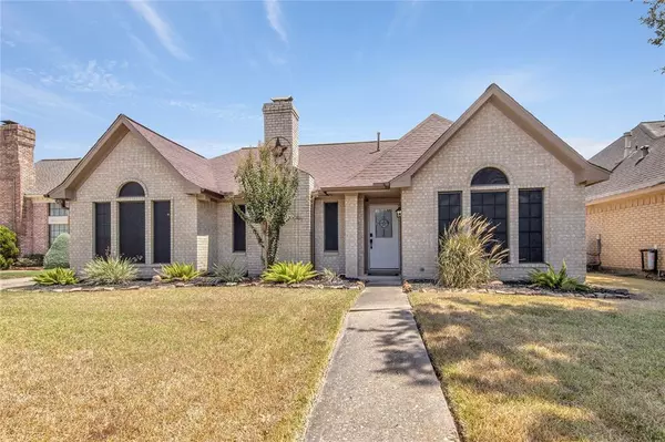 4723 Cornoustie ST, Pasadena, TX 77505