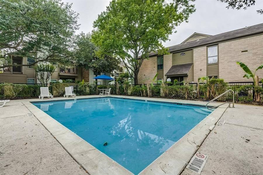 10053 Westpark DR #306, Houston, TX 77042