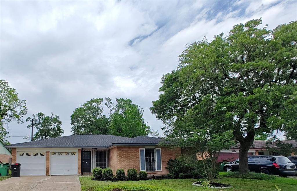Houston, TX 77087,7215 Richwood RD