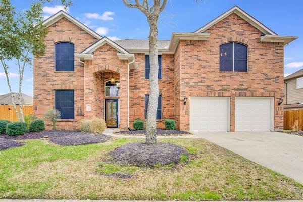 1732 Silver Bend DR, Dickinson, TX 77539