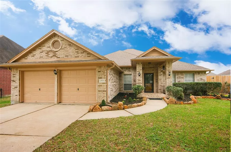 3808 Sunset Meadows DR, Pearland, TX 77581