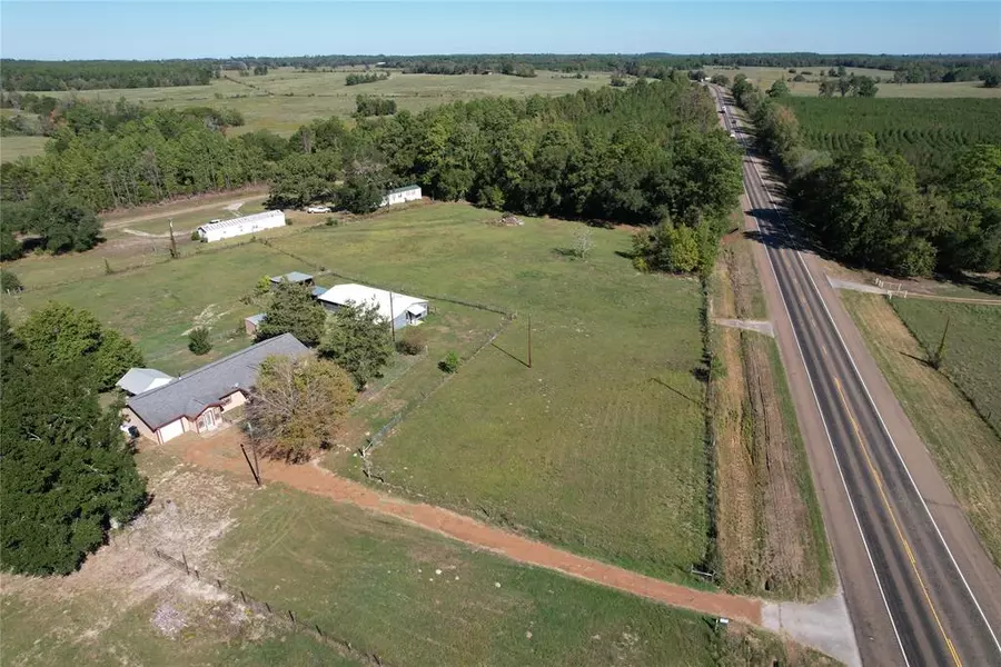 4018 State Highway 19 S, Lovelady, TX 75851