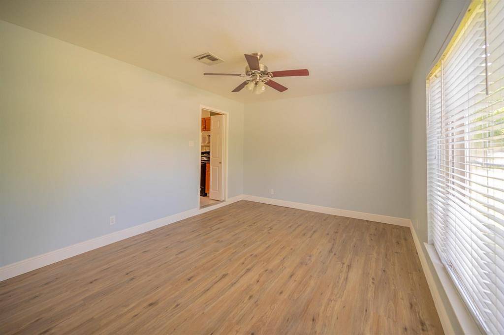 Alvin, TX 77511,326 Windsor SQ