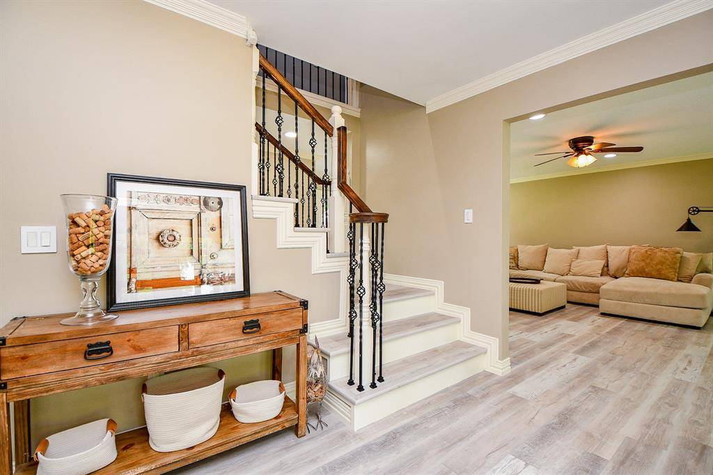 Houston, TX 77079,702 Queensmill CT