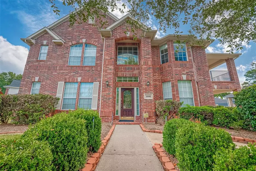 2519 Meadow Tree LN, Spring, TX 77388