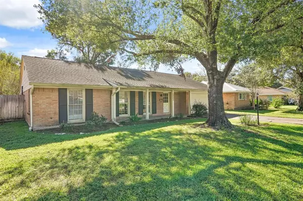 Houston, TX 77096,5443 Redstart ST