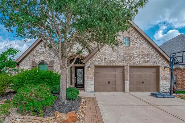 9250 Lakeshores Lagoon LN, Cypress, TX 77433