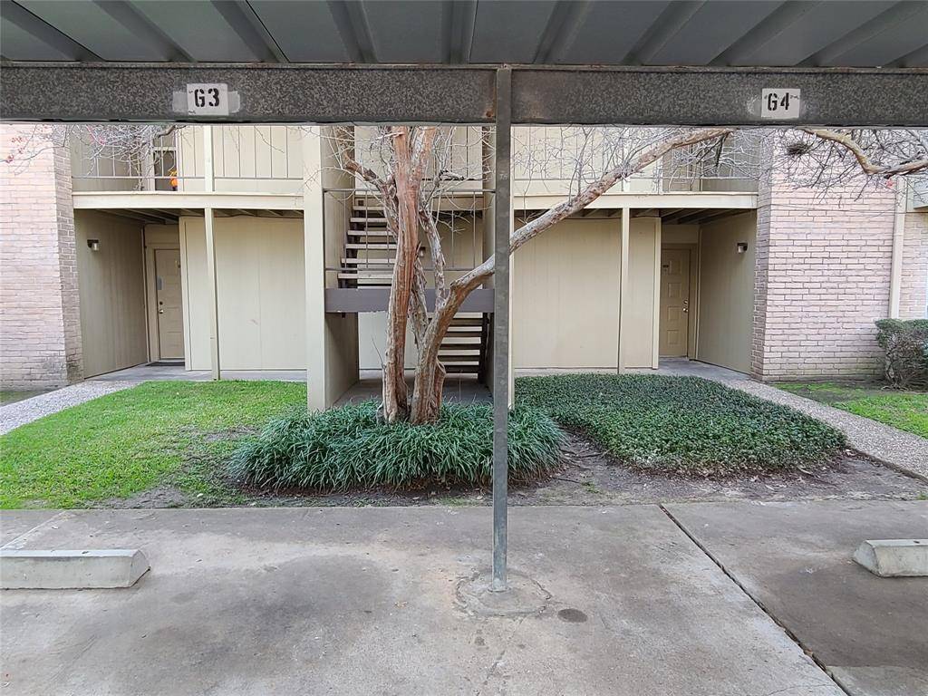 Houston, TX 77079,700 Thicket LN #505