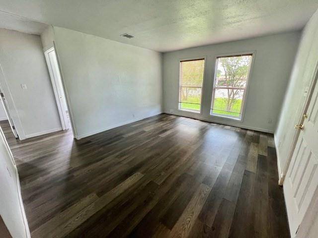 Lake Jackson, TX 77566,55 Blue Bonnet CT