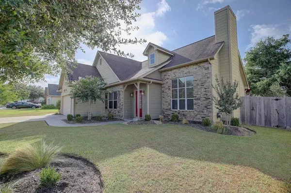 375 Rose Mayer Loop, La Grange, TX 78945