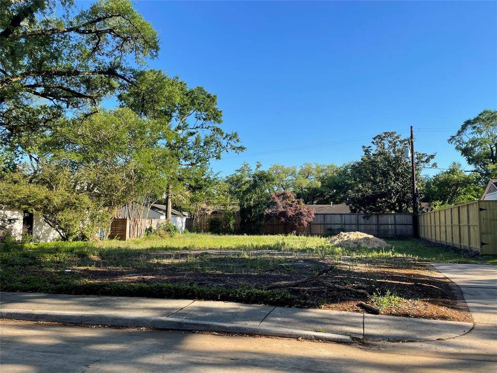 Houston, TX 77027,4029 Meadow Lake LN