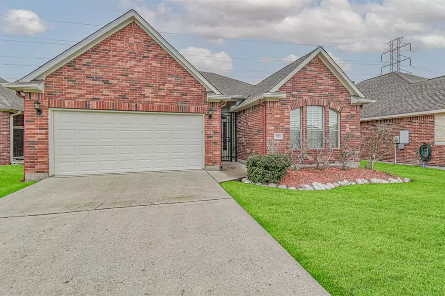 3715 Tresa DR, Pasadena, TX 77504