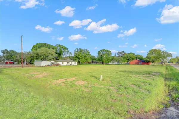 Beasley, TX 77417,0 (Lots 3-4) N 4th ST