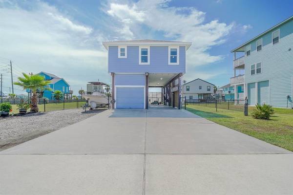 22803 Camino ST,  Galveston,  TX 77554