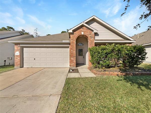 1095 Shadow Glenn DR, Conroe, TX 77301