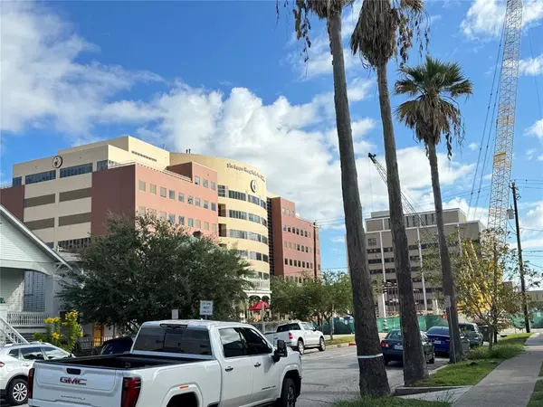 Galveston, TX 77550,915 Post Office ST