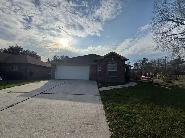 5719 Alpine HTS, Porter, TX 77365