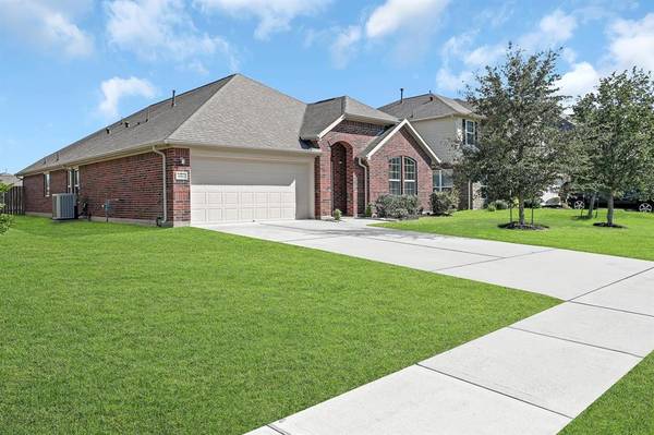 9911 Sterling Village DR, Rosharon, TX 77583