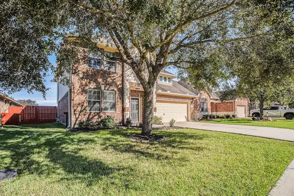 314 Lake Line DR, Alvin, TX 77511