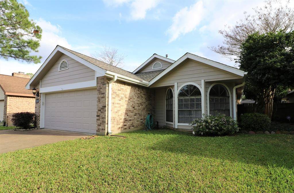 12639 Ashford Hills DR, Houston, TX 77077
