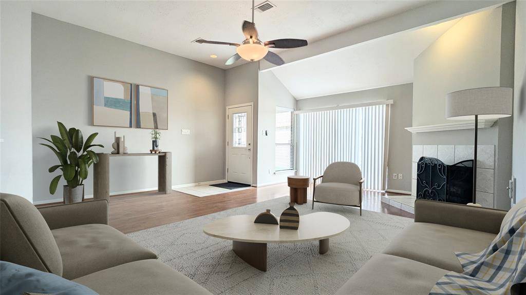 12639 Ashford Hills DR, Houston, TX 77077