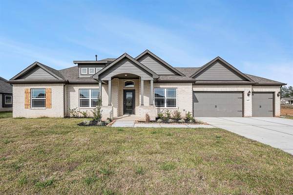 1421 Road 66113, Dayton, TX 77535