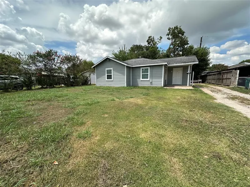 1105 Richard AVE, Pasadena, TX 77506