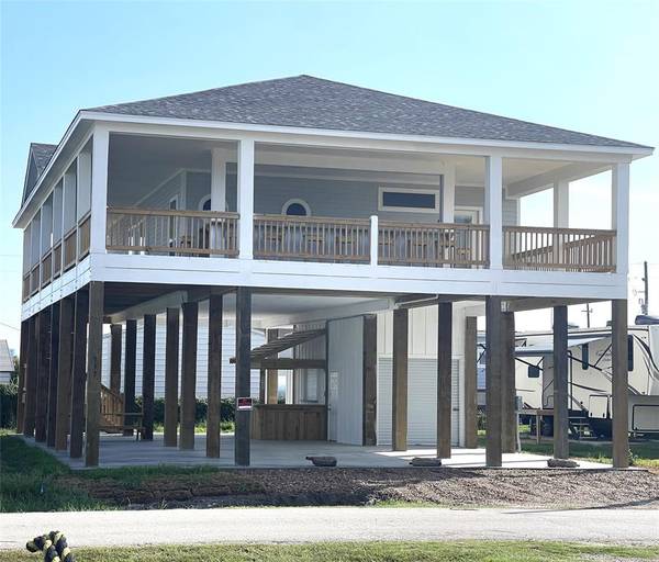 952 Sandollar, Crystal Beach, TX 77650