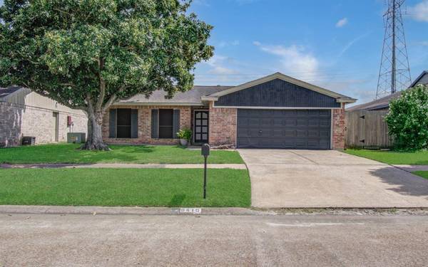 8410 Oakhaven RD,  La Porte,  TX 77571