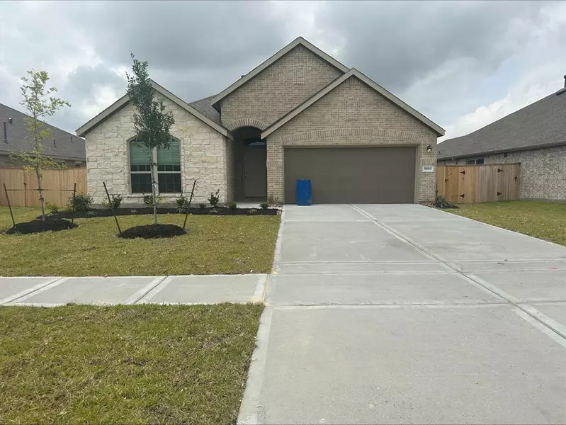 9819 Highland Harvest DR, Baytown, TX 77521