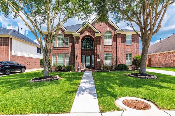 4434 Mae ST, Friendswood, TX 77546