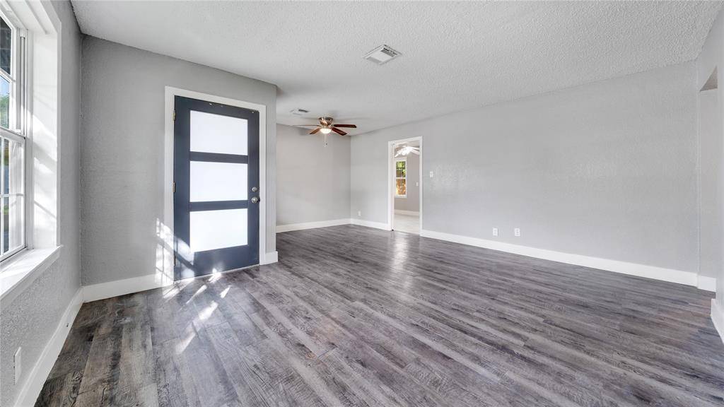 League City, TX 77573,306 W Wilkins ST