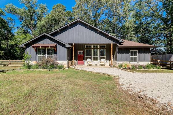 40 Bob Steele, Coldspring, TX 77331