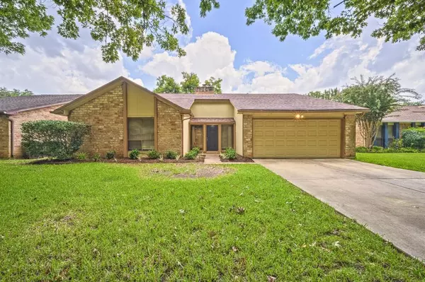 3127 Frontier DR, Sugar Land, TX 77479