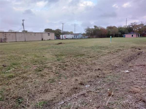 3500 2 AVE S, Texas City, TX 77590