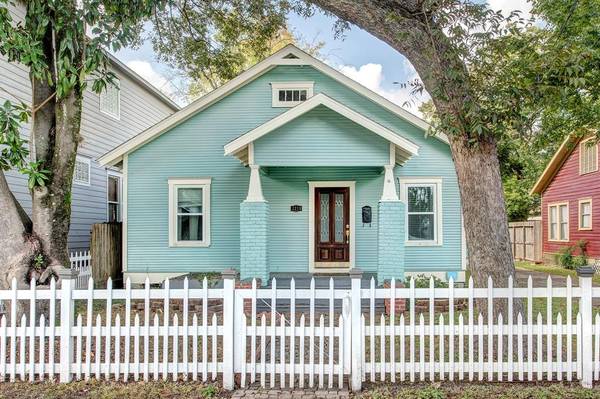 2219 Singleton ST, Houston, TX 77008