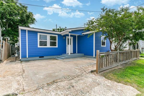 812 38th ST, Galveston, TX 77550